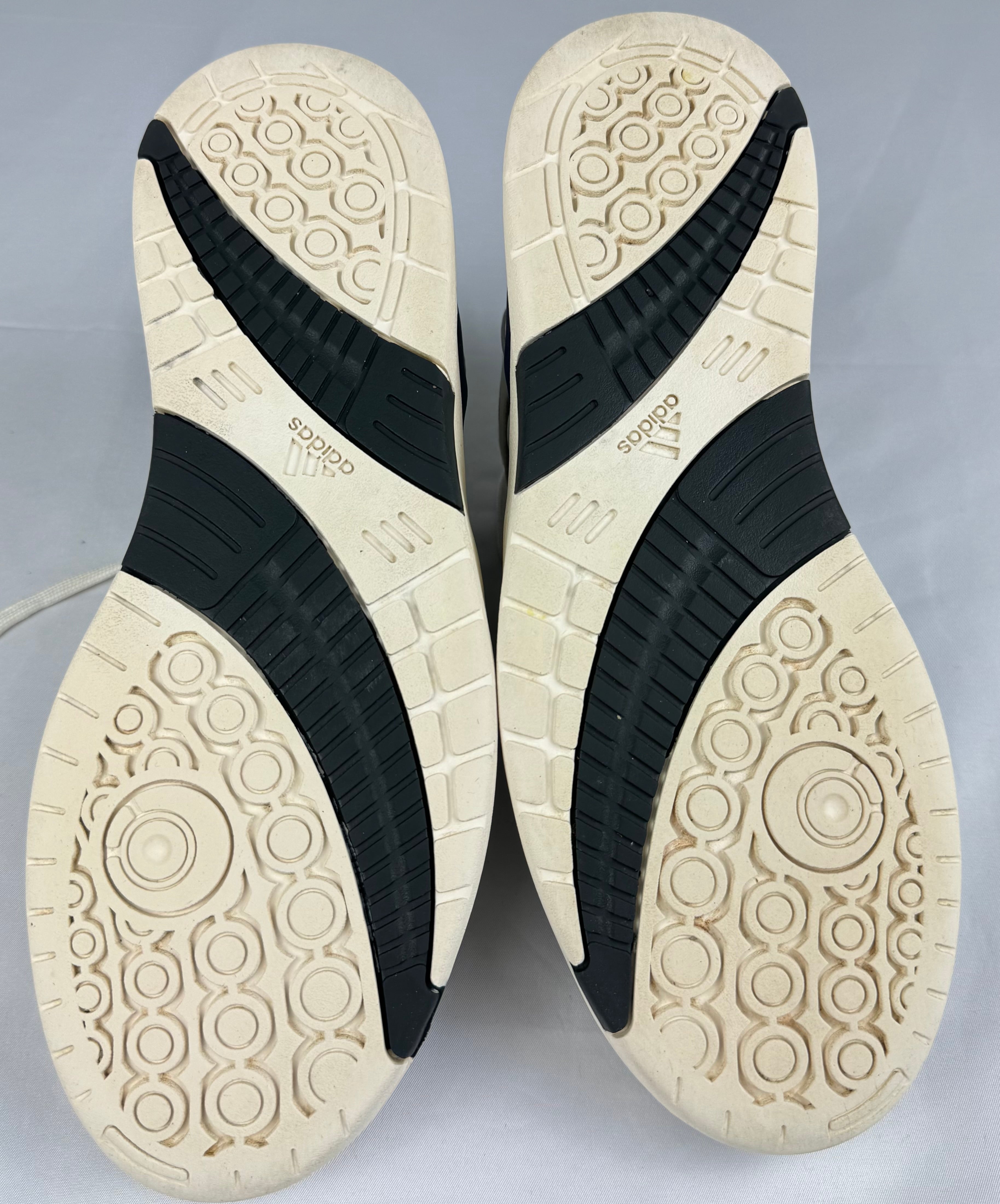 Adidas Midcity Low 43- gebraucht