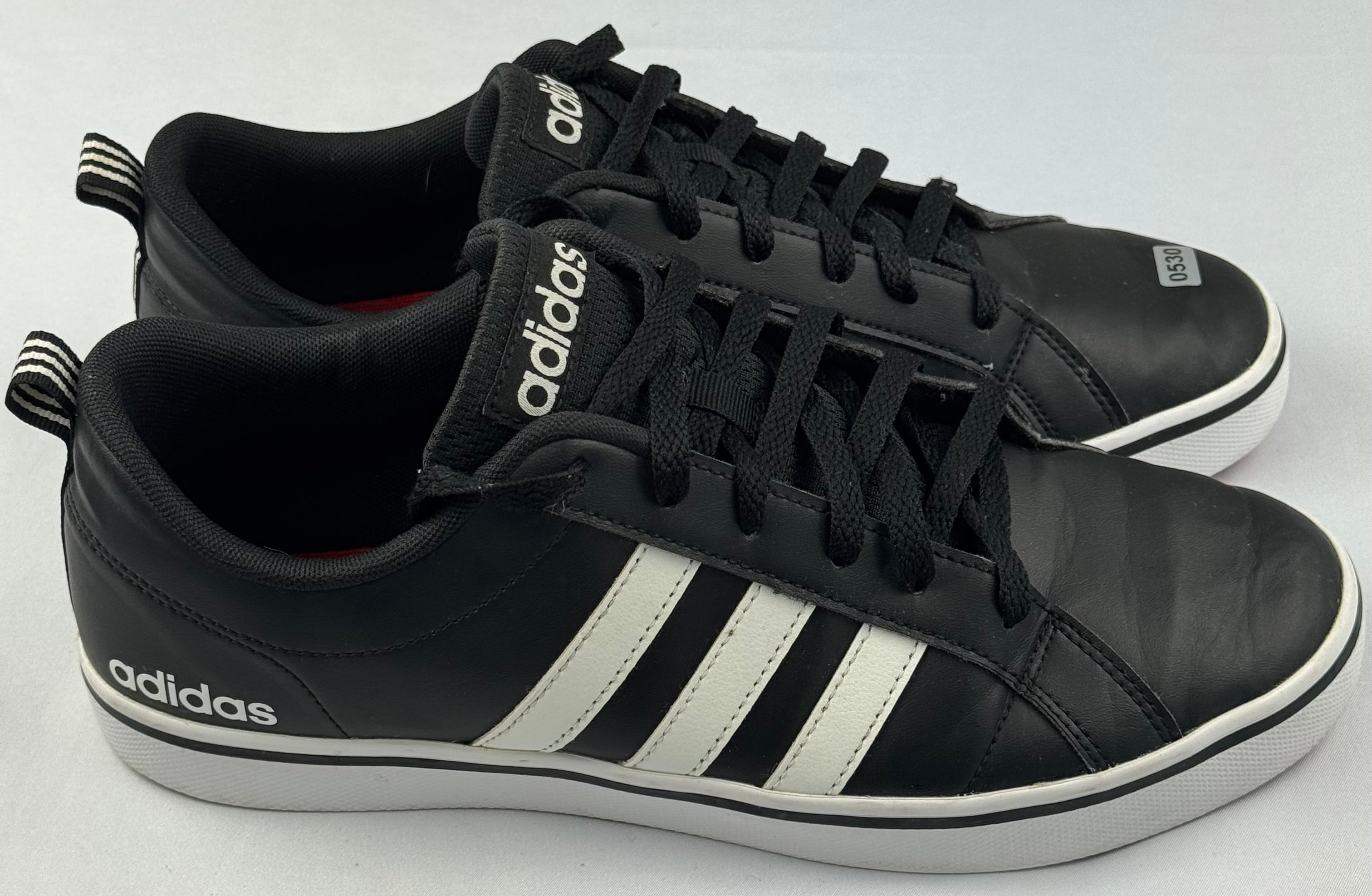 Sneaker Adidas 43- gebraucht