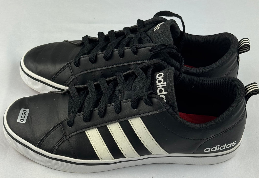 Sneaker Adidas 43- gebraucht