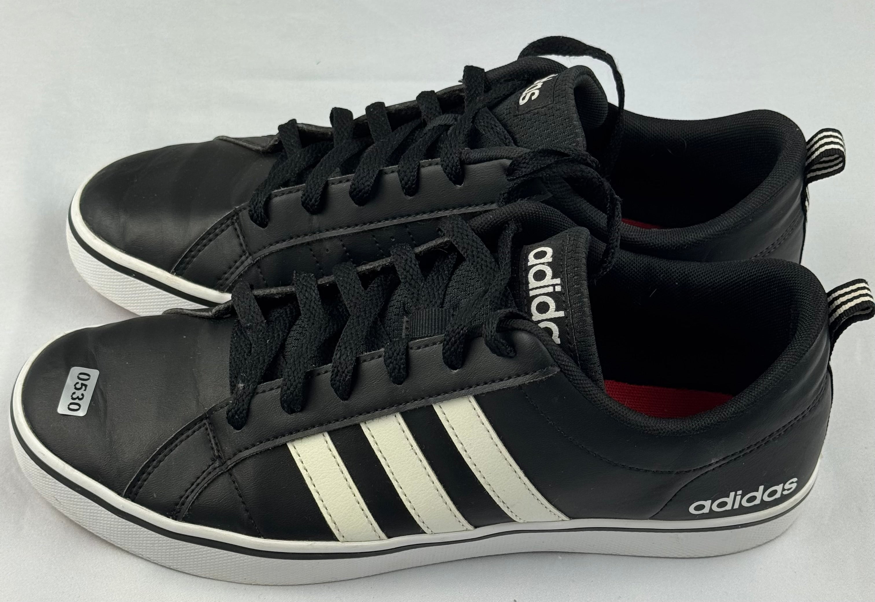 Sneaker Adidas 43- gebraucht